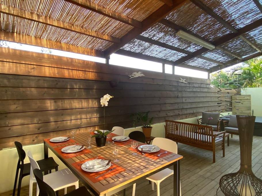 Villa Albizia 974 Avec Piscine Et Spa Saint Pierre Exterior foto
